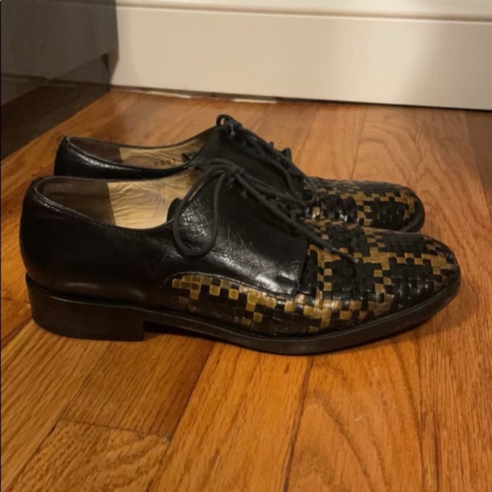 Stephan Kelian /woven leather, made in France. Size 8.5 W /Excellent condition.